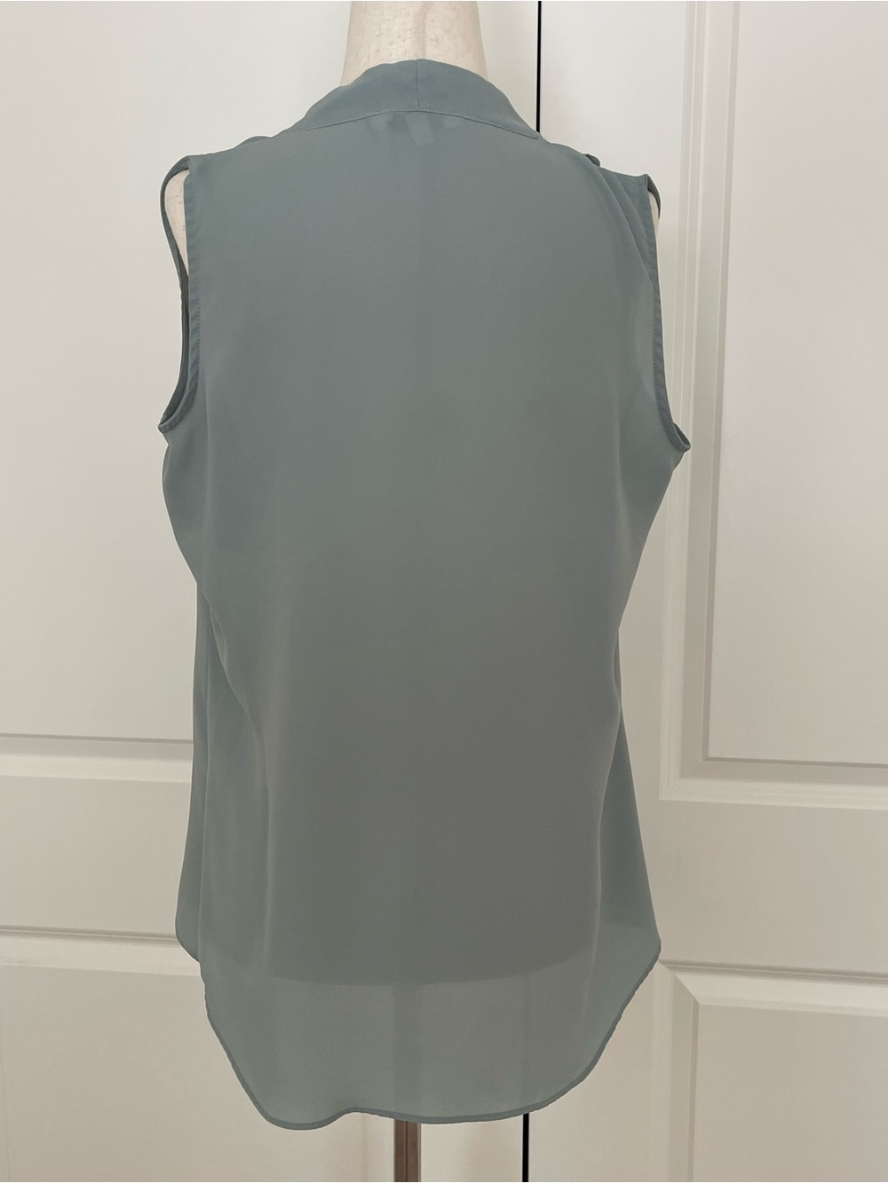 Rose & Olive Sleeveless V-Neck Camisole in Sage - Picture 4 of 10